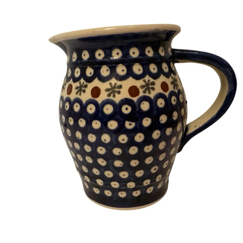 POLISH POTTERY PITCHER BLUE WHITE POLAND HANDMADE HOME DINING SERVE BOLESLAWIEC